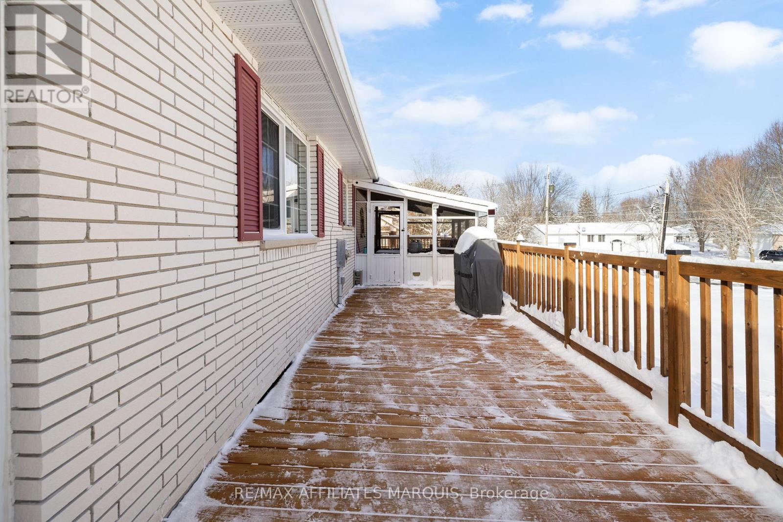 3 Forest Drive, Rideau Lakes, Ontario  K7A 4S5 - Photo 40 - X12882692