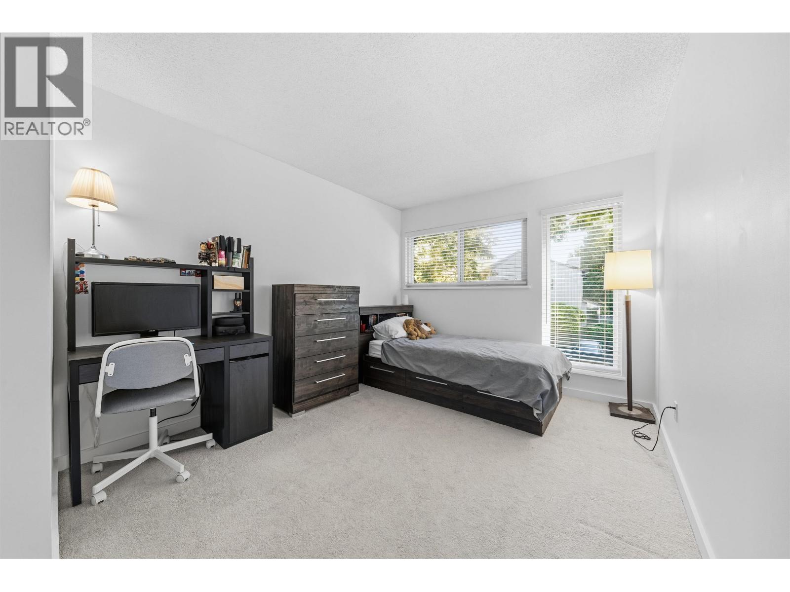 4742 Laurelwood Place, Burnaby, British Columbia  V5G 4B2 - Photo 15 - R3099755