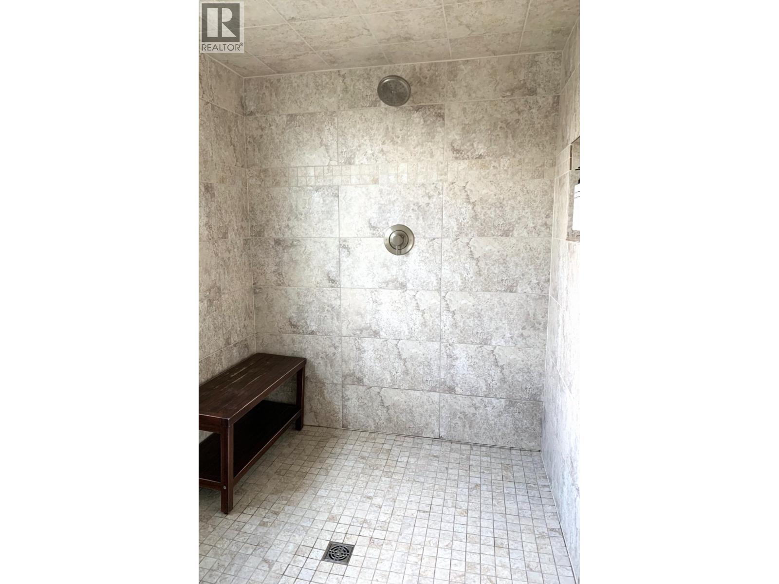 202/302 4321 Village Gate Boulevard, Whistler, British Columbia  V8E 1H3 - Photo 13 - R3099757