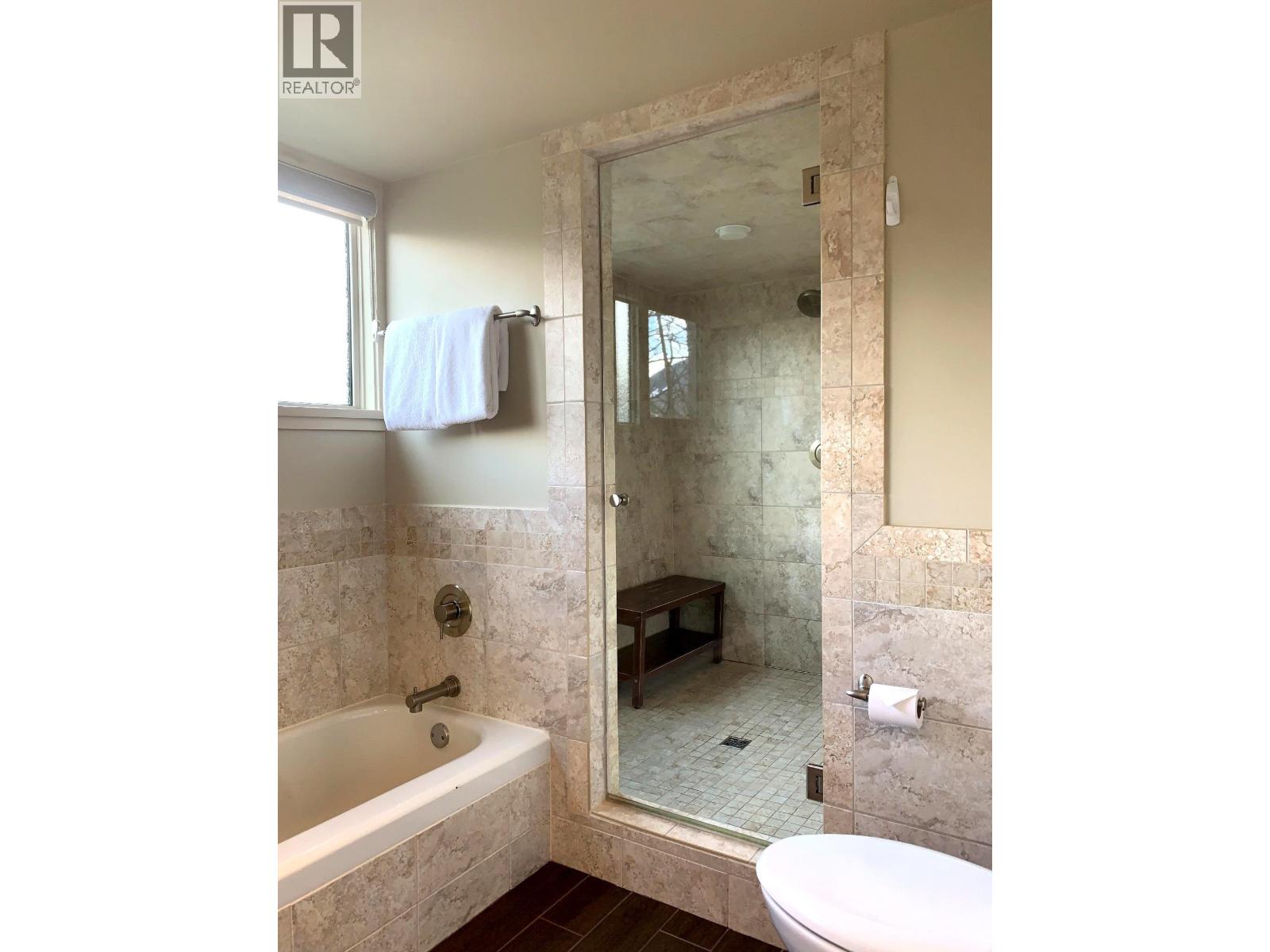 202/302 4321 Village Gate Boulevard, Whistler, British Columbia  V8E 1H3 - Photo 15 - R3099757