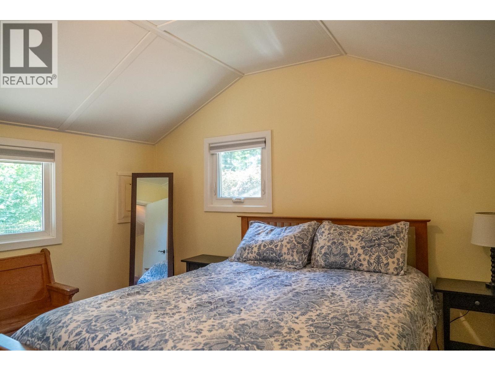 9907 Gowlland Point Road, Pender Island, British Columbia  V0N 2M3 - Photo 34 - R3099746