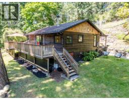 9907 GOWLLAND POINT ROAD, Pender Island, British Columbia