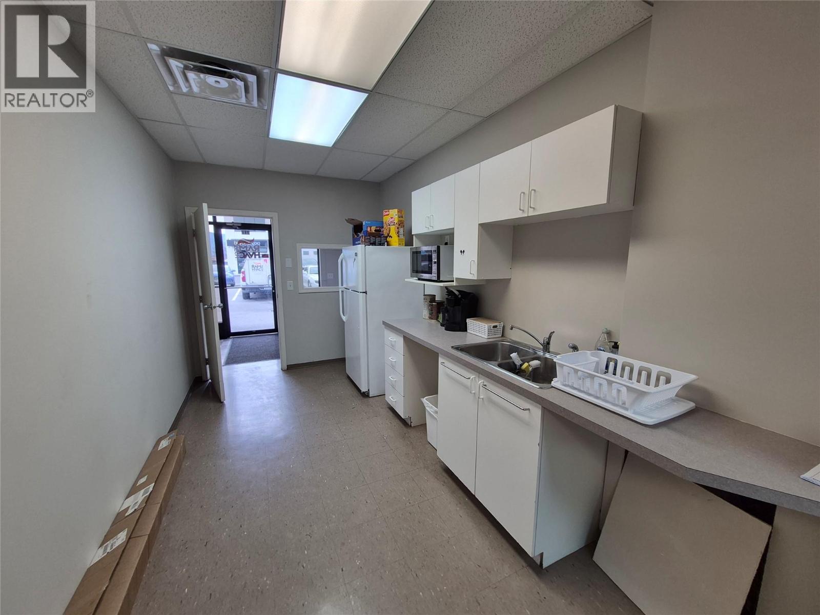 470 Neave Court Unit# 103, Kelowna, British Columbia  V1V 2M2 - Photo 11 - 10379441