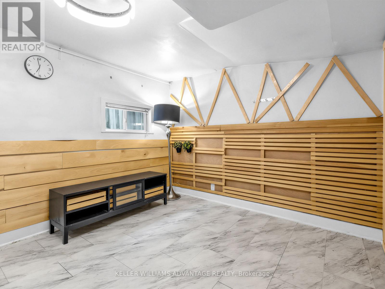 12 Hastings Avenue, Toronto, Ontario  M4L 2L2 - Photo 23 - E12847588