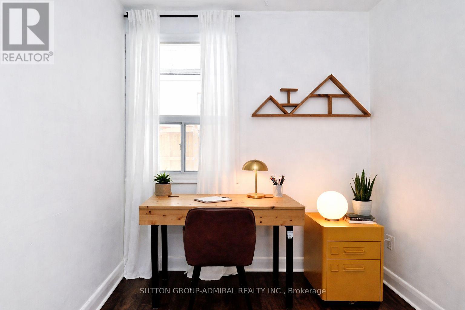 58 Harlow Crescent, Toronto, Ontario  M9V 2Y5 - Photo 21 - W12865236