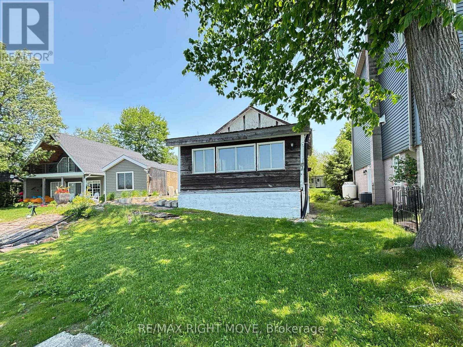 7682 Oak Point Road, Ramara, Ontario  L0K 2B0 - Photo 6 - S12882914