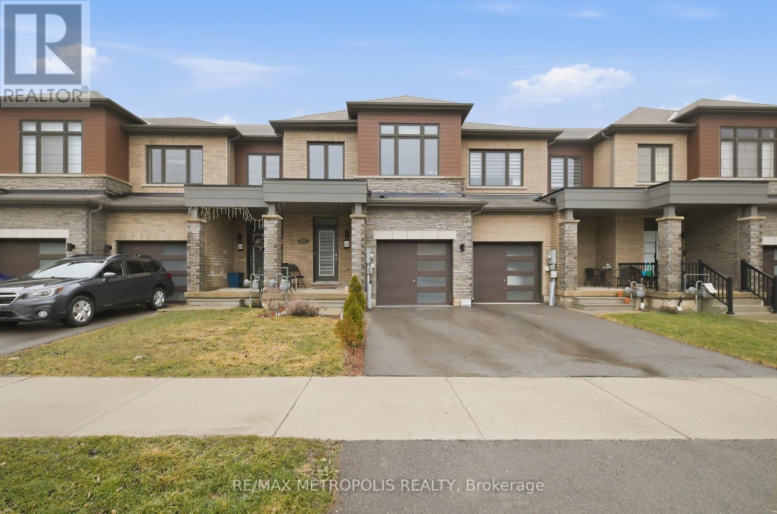 408 BLACKBURN DRIVE, Brantford, Ontario
