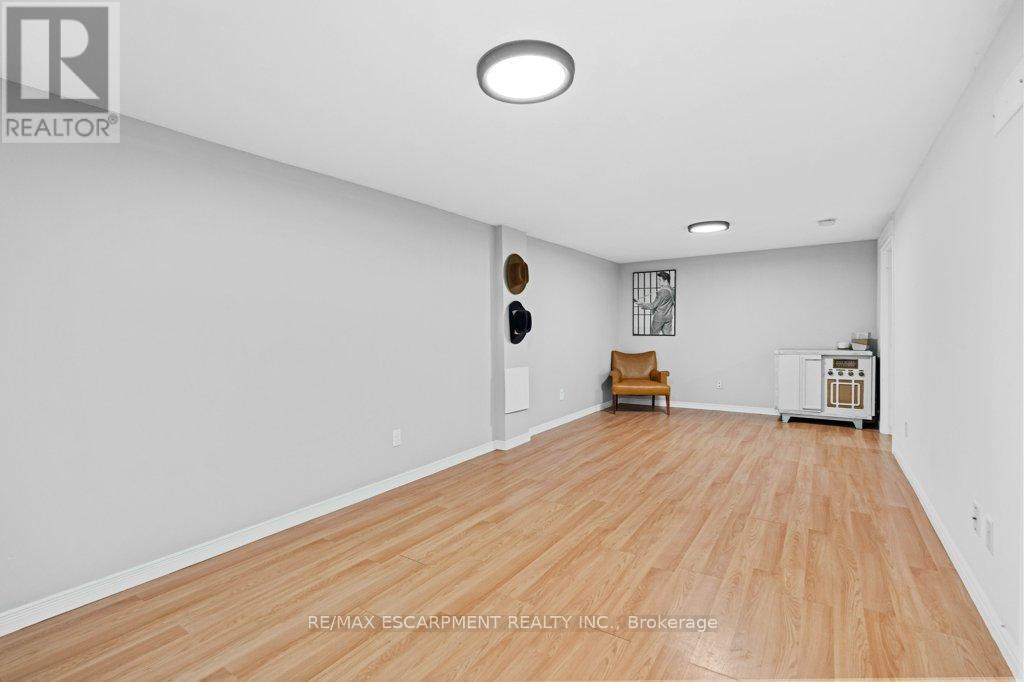 12 Wade Avenue, Brantford, Ontario  N3T 1W8 - Photo 24 - X12882892