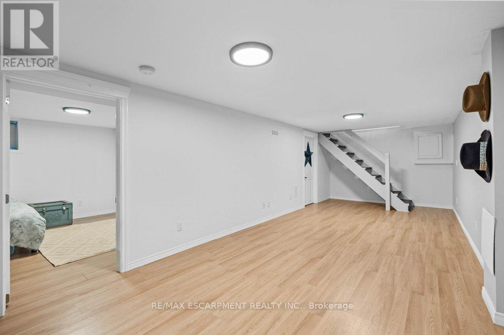 12 Wade Avenue, Brantford, Ontario  N3T 1W8 - Photo 25 - X12882892