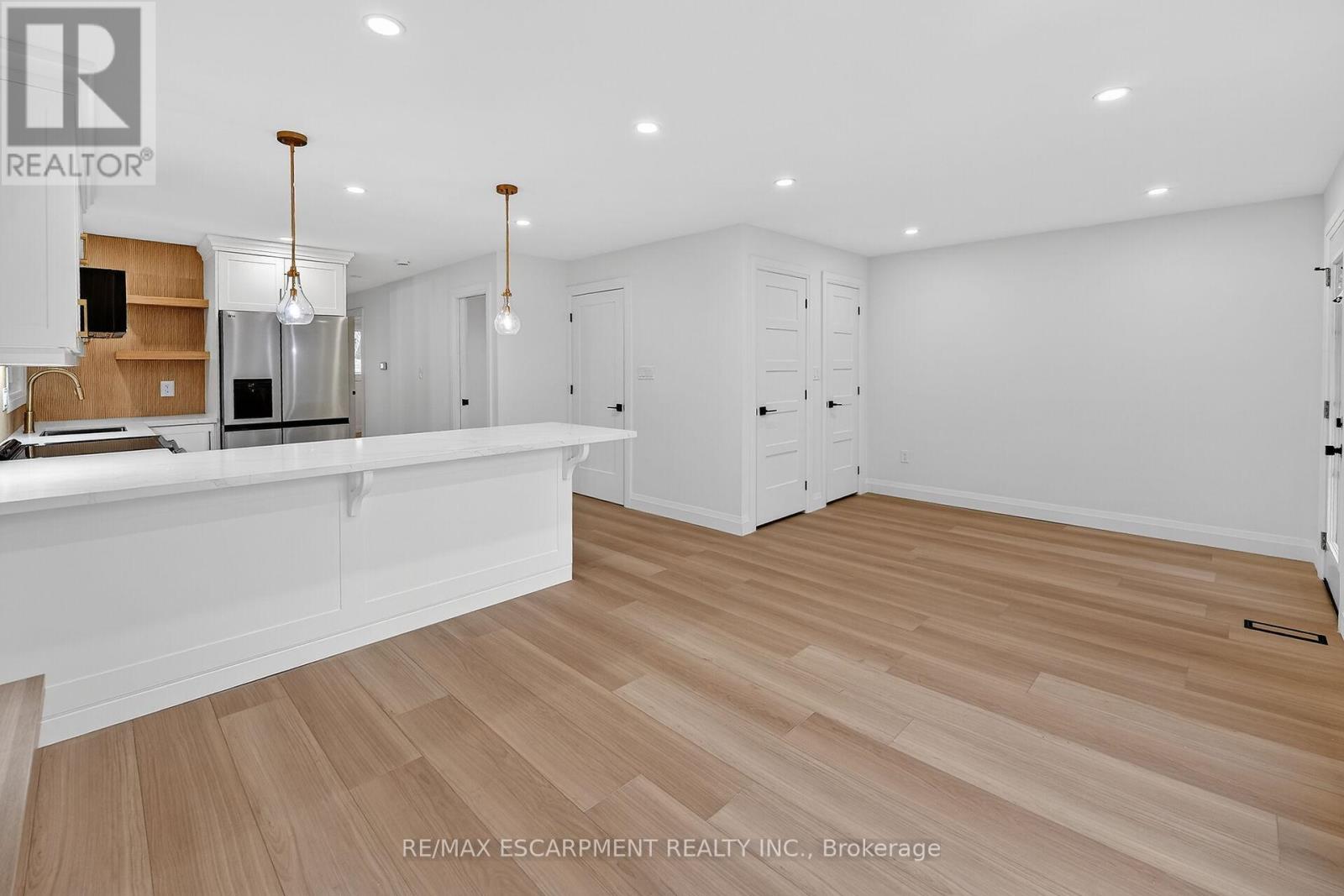 7 Crosthwaite Avenue S, Hamilton, Ontario  L8K 2T7 - Photo 14 - X12882910