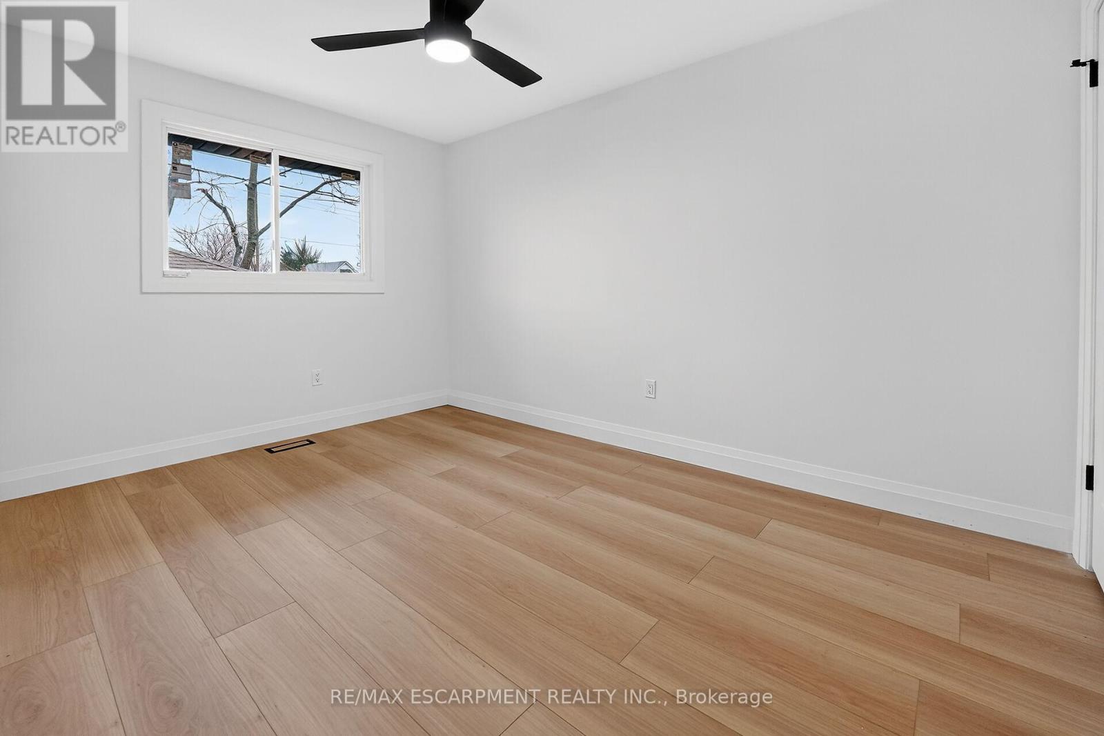 7 Crosthwaite Avenue S, Hamilton, Ontario  L8K 2T7 - Photo 16 - X12882910