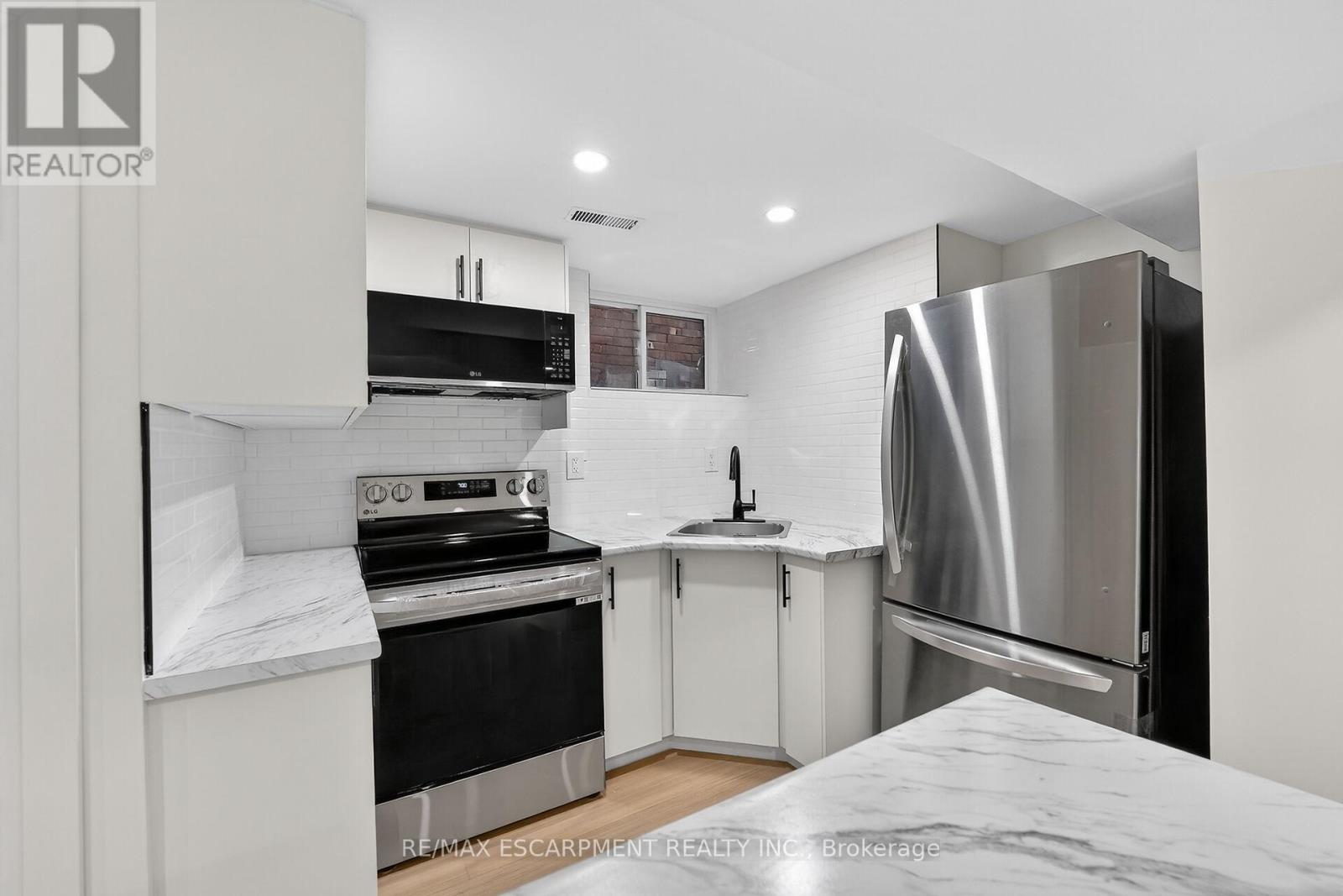 7 Crosthwaite Avenue S, Hamilton, Ontario  L8K 2T7 - Photo 29 - X12882910