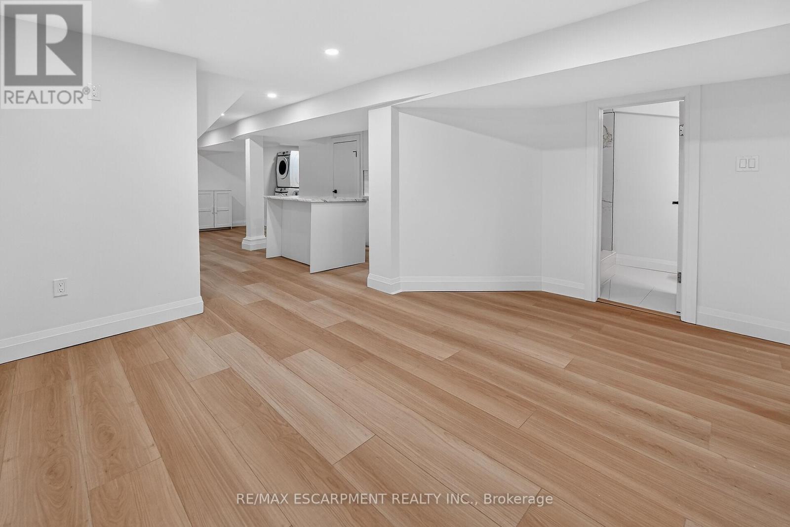 7 Crosthwaite Avenue S, Hamilton, Ontario  L8K 2T7 - Photo 34 - X12882910