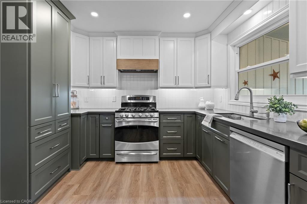 8116 Woodsview Crescent, Niagara Falls, Ontario  L2H 3G3 - Photo 12 - 40812223