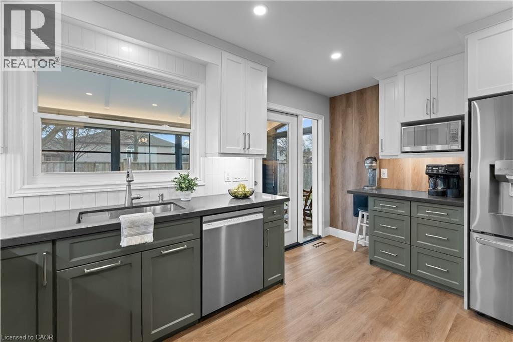 8116 Woodsview Crescent, Niagara Falls, Ontario  L2H 3G3 - Photo 13 - 40812223