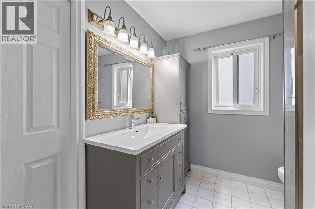 8116 Woodsview Crescent, Niagara Falls, Ontario  L2H 3G3 - Photo 24 - 40812223