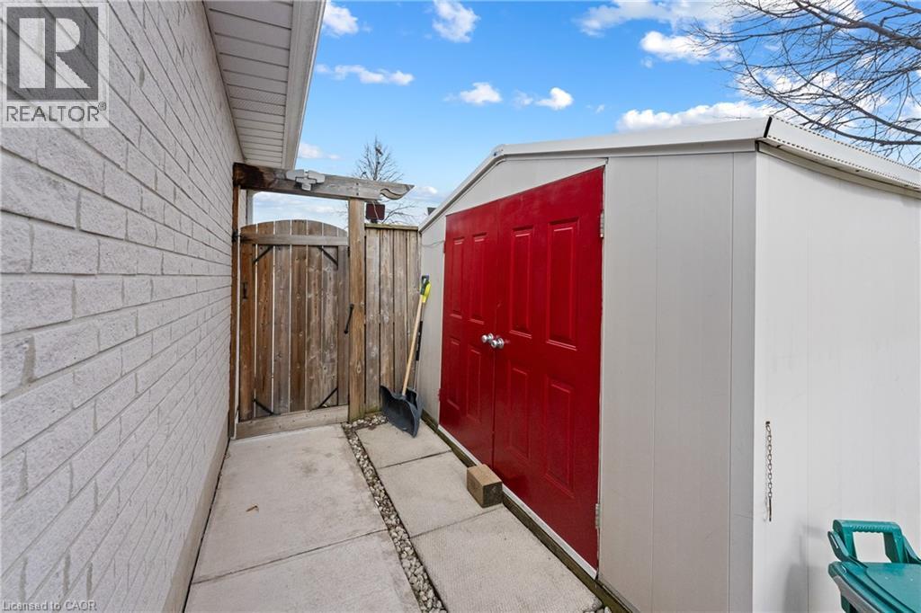 8116 Woodsview Crescent, Niagara Falls, Ontario  L2H 3G3 - Photo 45 - 40812223