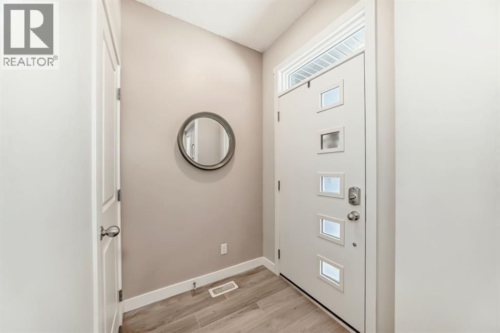 36 Carringvue Way Nw, Calgary, Alberta  T3P 1K9 - Photo 3 - A2287331