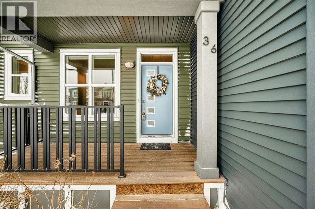 36 Carringvue Way Nw, Calgary, Alberta  T3P 1K9 - Photo 2 - A2287331