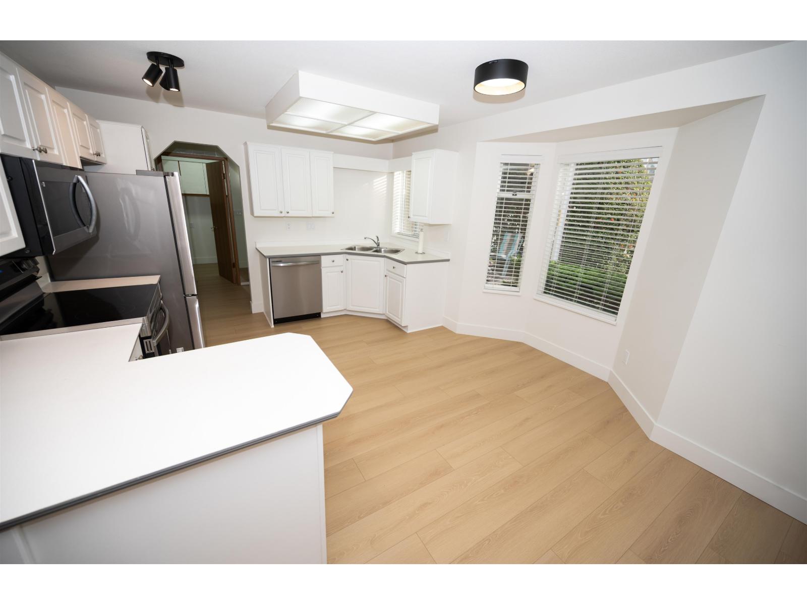 117 10584 153 Street, Surrey, British Columbia  V3R 9V1 - Photo 7 - R3099690