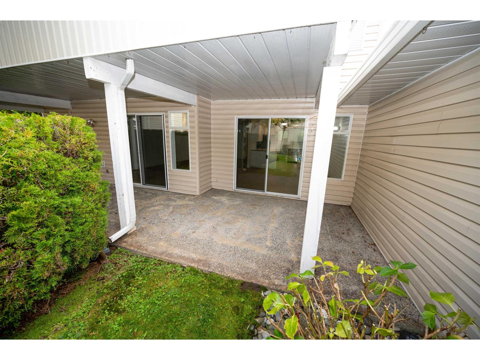 117 10584 153 Street, Surrey, British Columbia  V3R 9V1 - Photo 11 - R3099690
