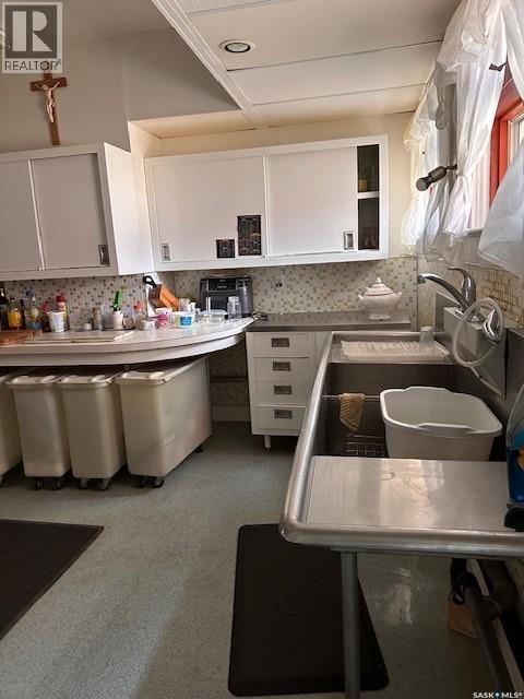 401 1st Avenue, Ponteix, Saskatchewan  S0N 1Z0 - Photo 15 - SK030449