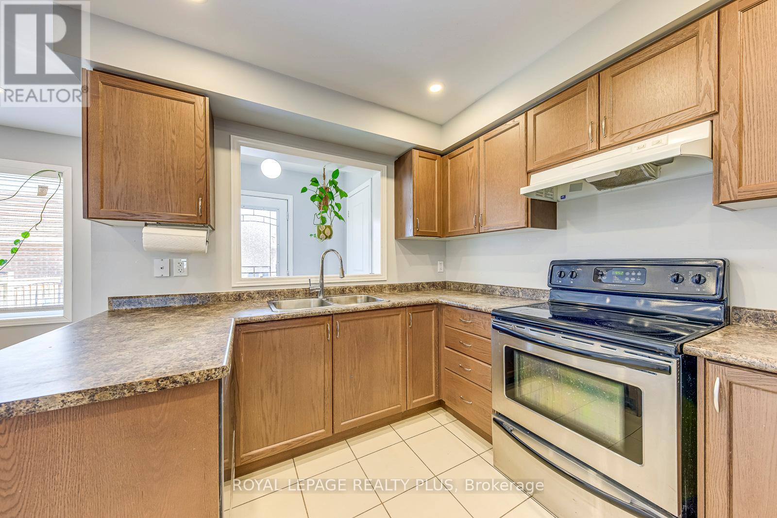 3167 Neyagawa Boulevard, Oakville, Ontario  L6M 0P4 - Photo 18 - W12882884