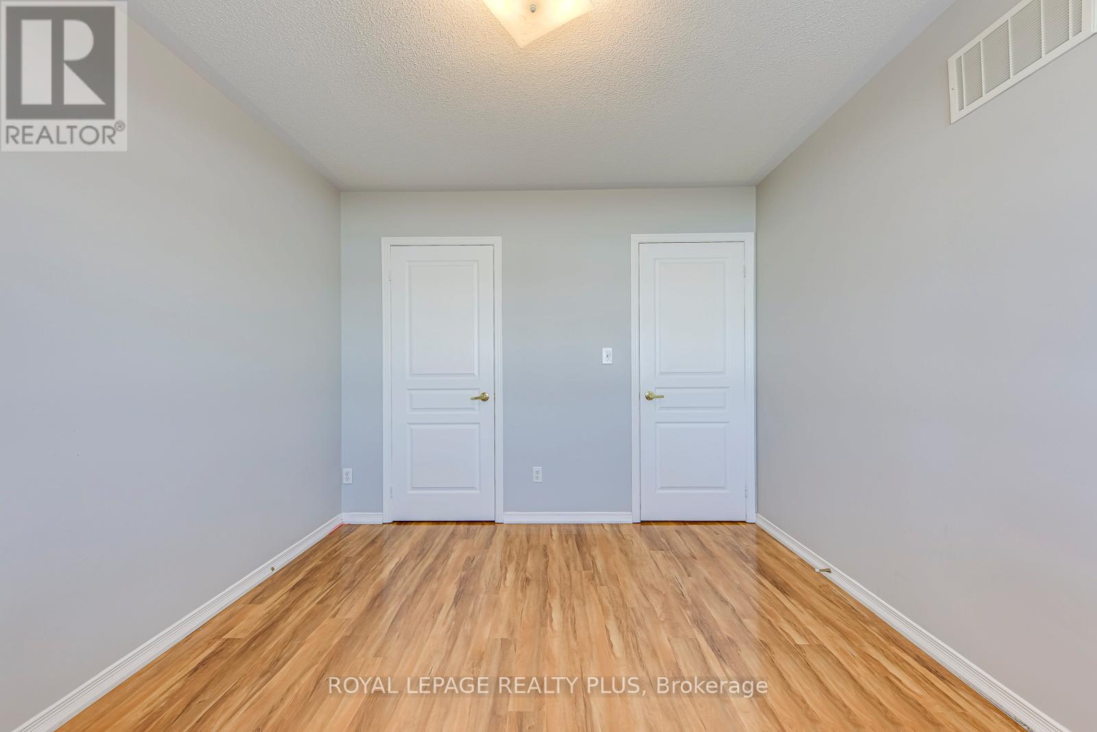 3167 Neyagawa Boulevard, Oakville, Ontario  L6M 0P4 - Photo 32 - W12882884