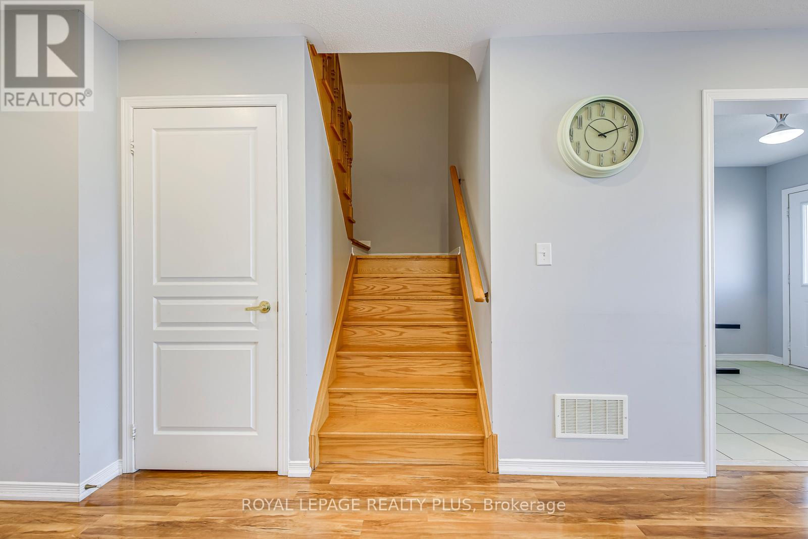 3167 Neyagawa Boulevard, Oakville, Ontario  L6M 0P4 - Photo 23 - W12882884