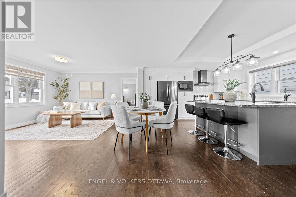 1005 Gold Crescent, Ottawa, Ontario  K2B 8C4 - Photo 8 - X12855888