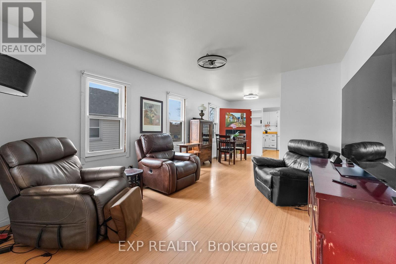 240 Lincoln Road W, Fort Erie, Ontario  L0S 1B0 - Photo 10 - X12854156