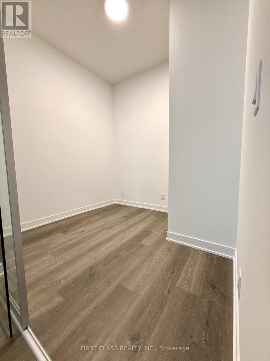 2809 - 180 Front Street E, Toronto, Ontario  M5A 0A9 - Photo 7 - C12882958