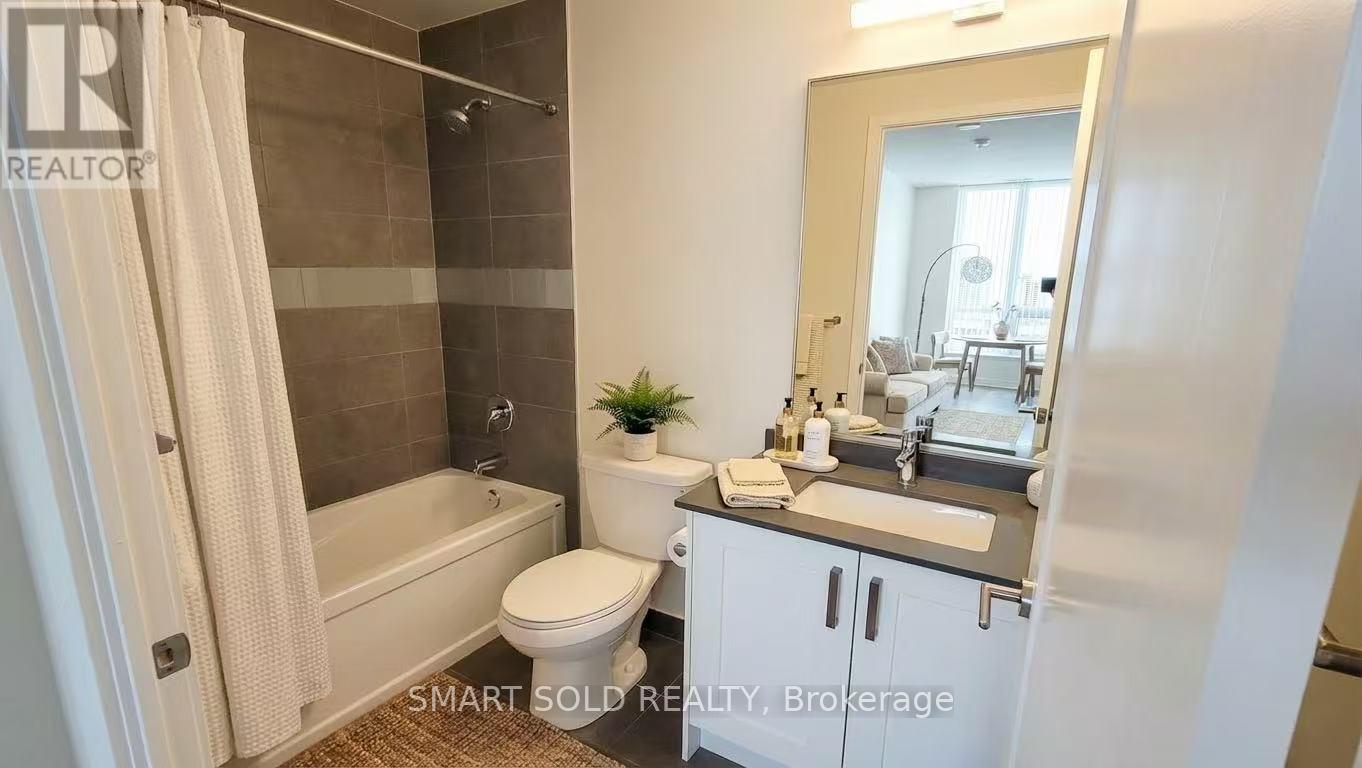 205 - 99 John Street, Toronto, Ontario  M5V 0S6 - Photo 6 - C12882962