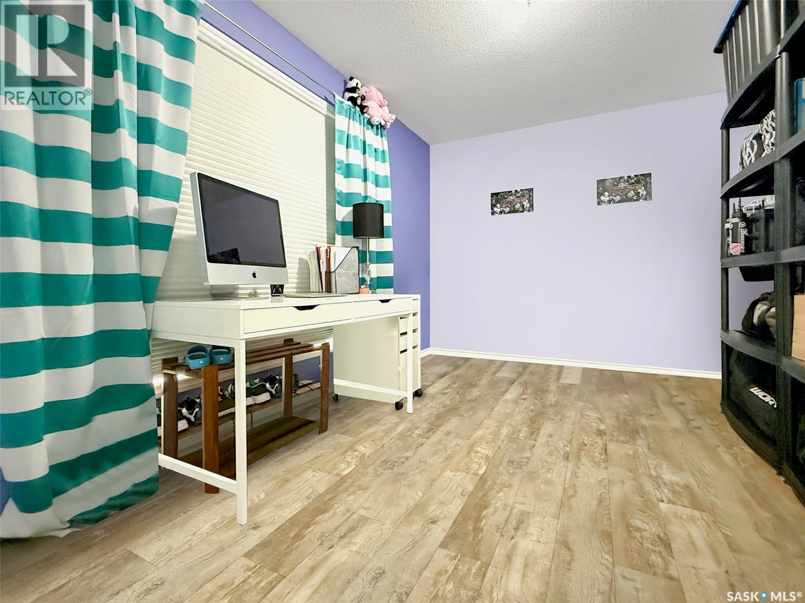 512 Keene Drive, Swift Current, Saskatchewan  S9H 0B4 - Photo 13 - SK030283