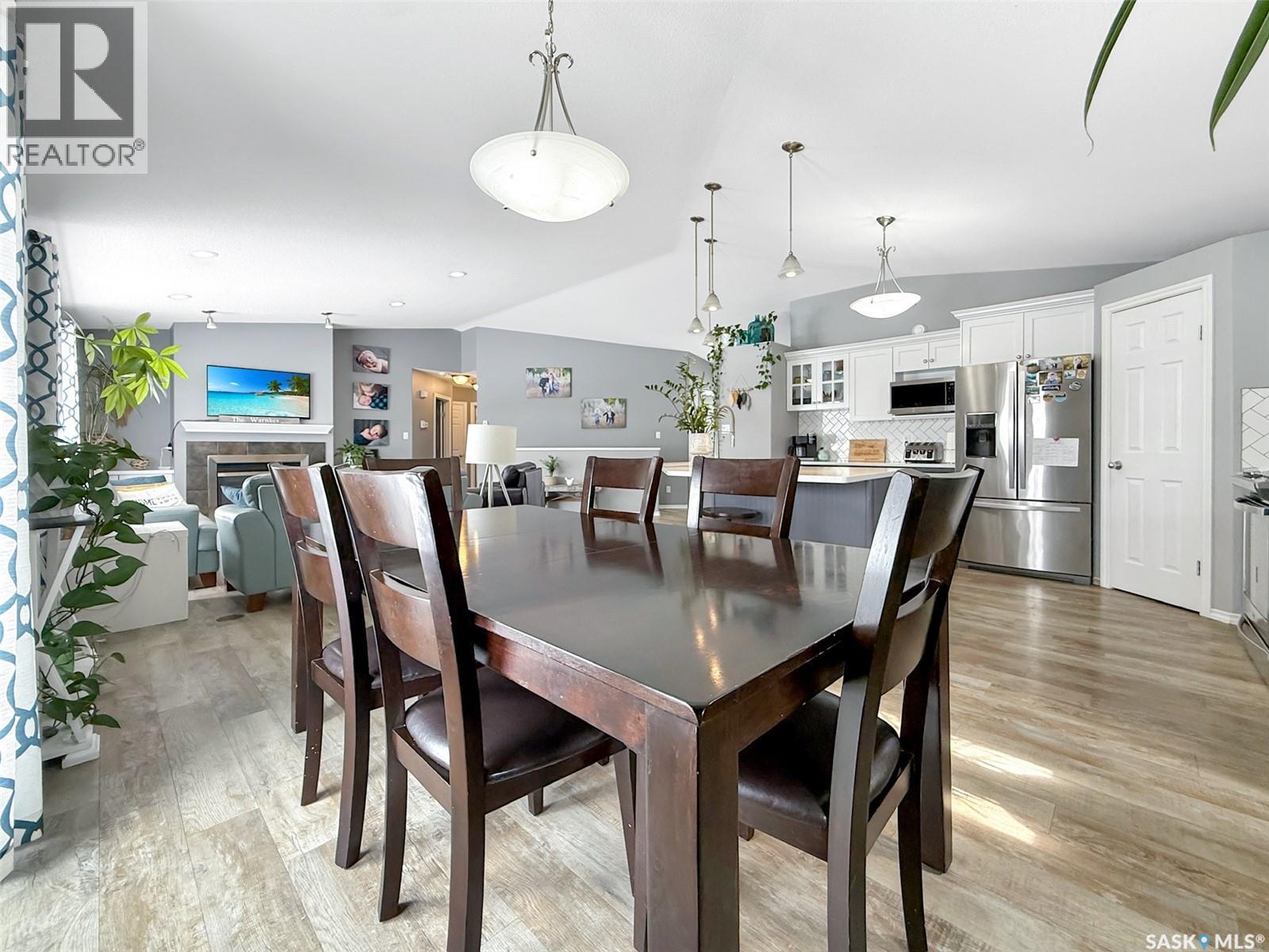 512 Keene Drive, Swift Current, Saskatchewan  S9H 0B4 - Photo 10 - SK030283