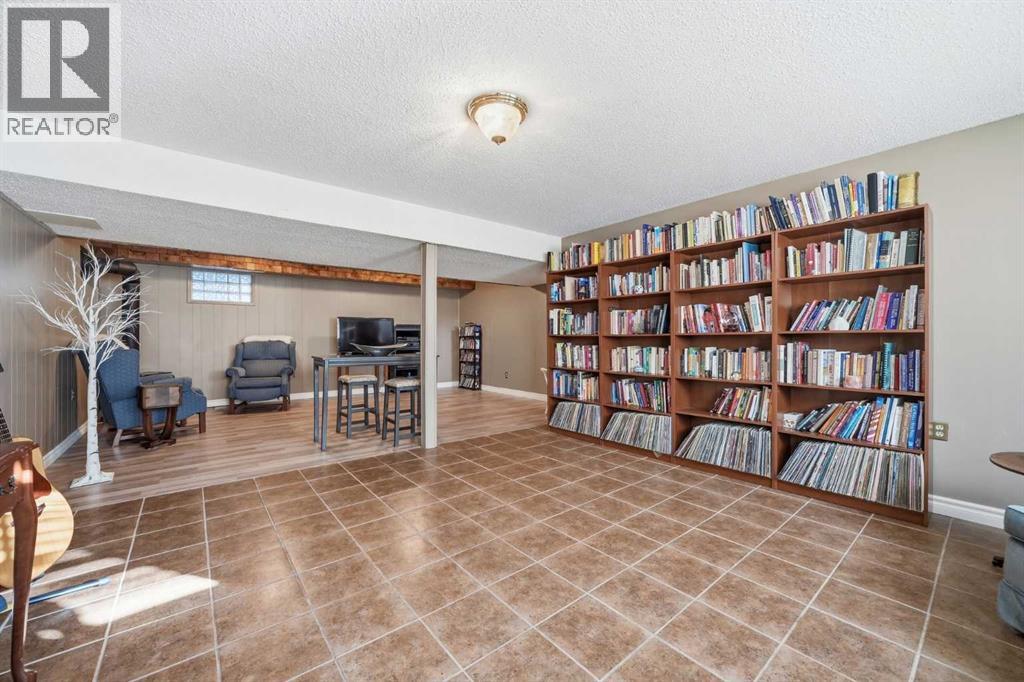 14 Rasmussen Place, Standard, Alberta  T0J 3G0 - Photo 17 - A2291646