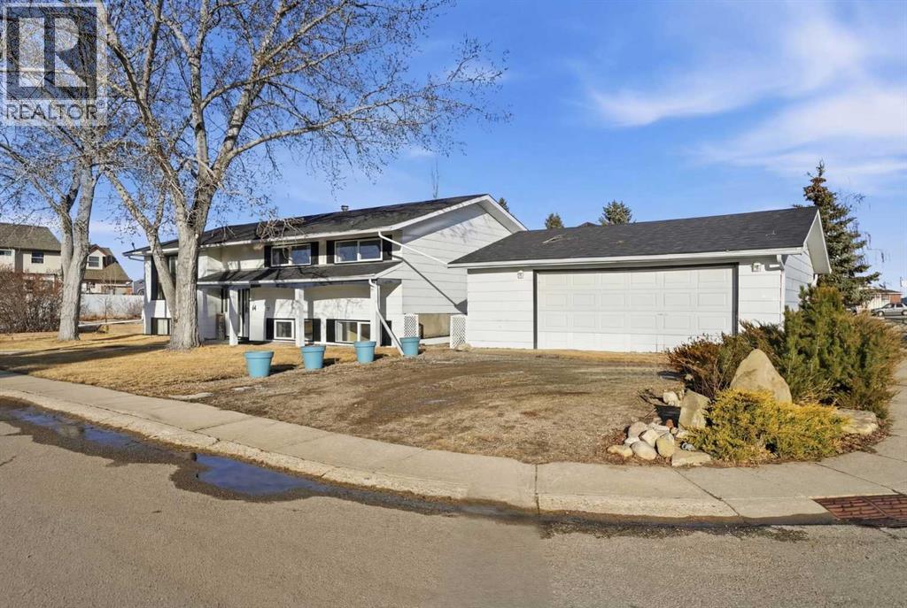 14 Rasmussen Place, Standard, Alberta  T0J 3G0 - Photo 35 - A2291646