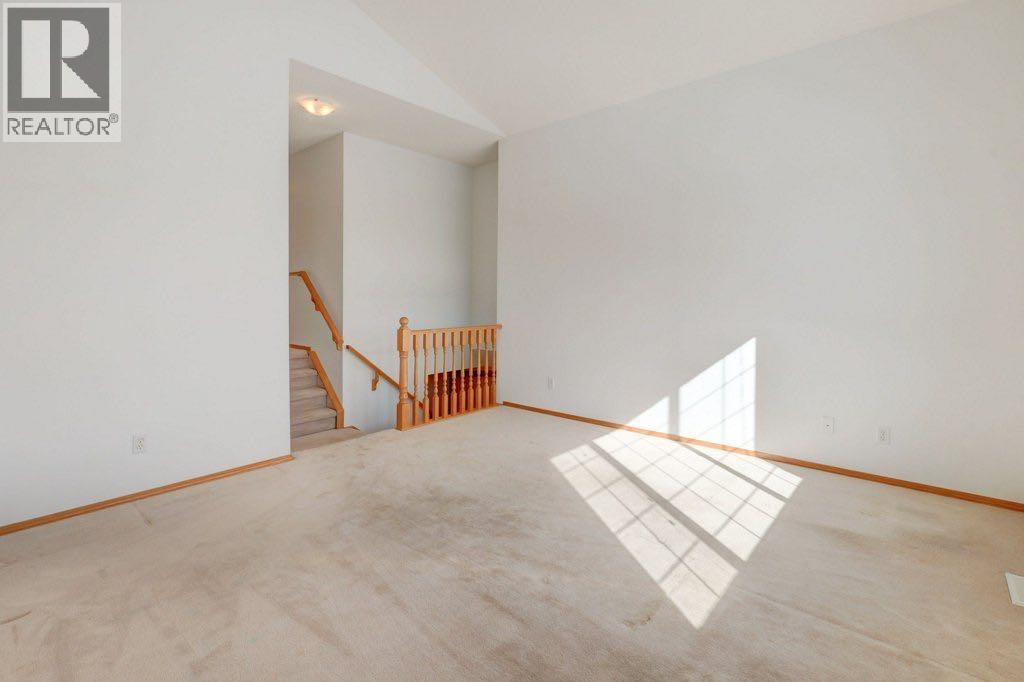 86 Royal Birch Gardens Nw, Calgary, Alberta T3G 5H9 - Photo 25 - A2292809