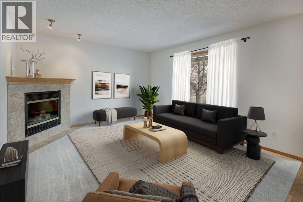 86 Royal Birch Gardens Nw, Calgary, Alberta T3G 5H9 - Photo 2 - A2292809