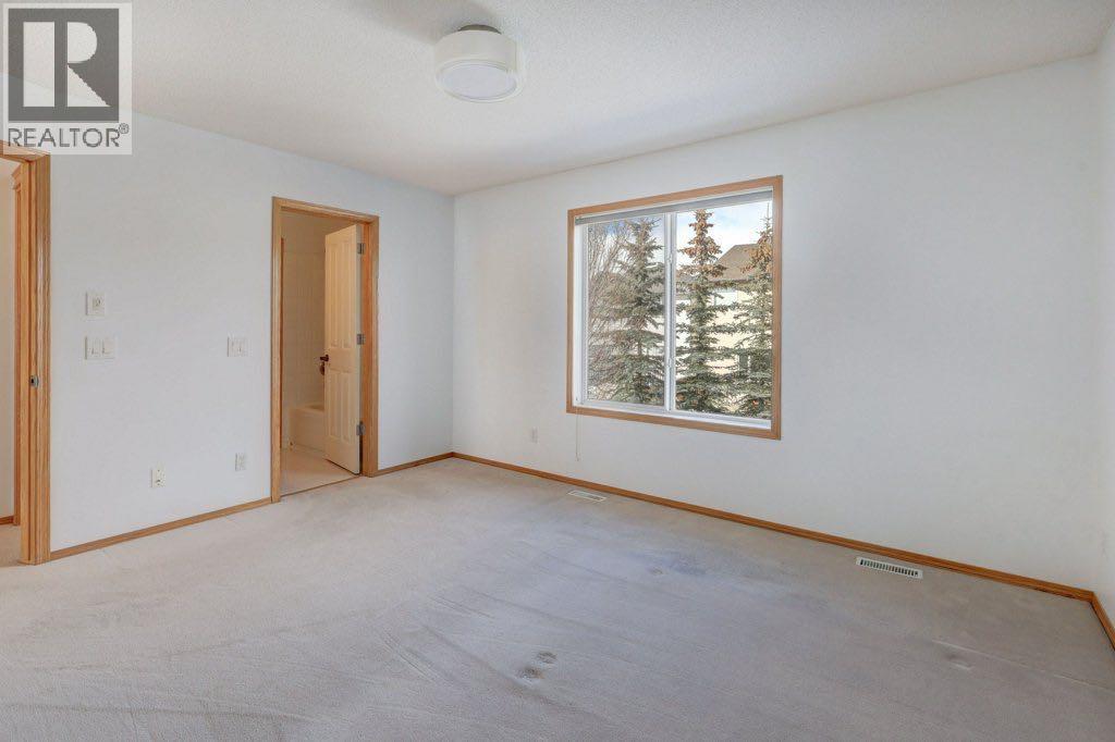 86 Royal Birch Gardens Nw, Calgary, Alberta T3G 5H9 - Photo 19 - A2292809