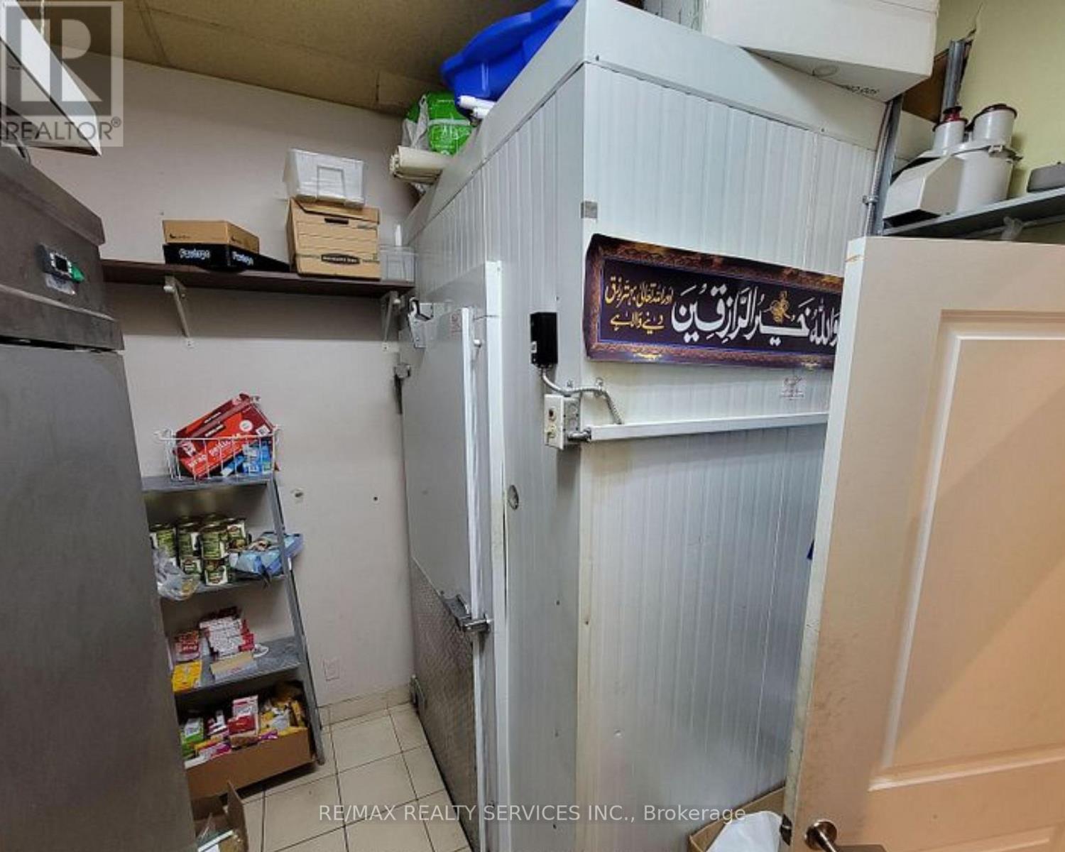 10 - 6435 Dixie Road, Mississauga, Ontario L5T 1A4 - Photo 4 - W12882926