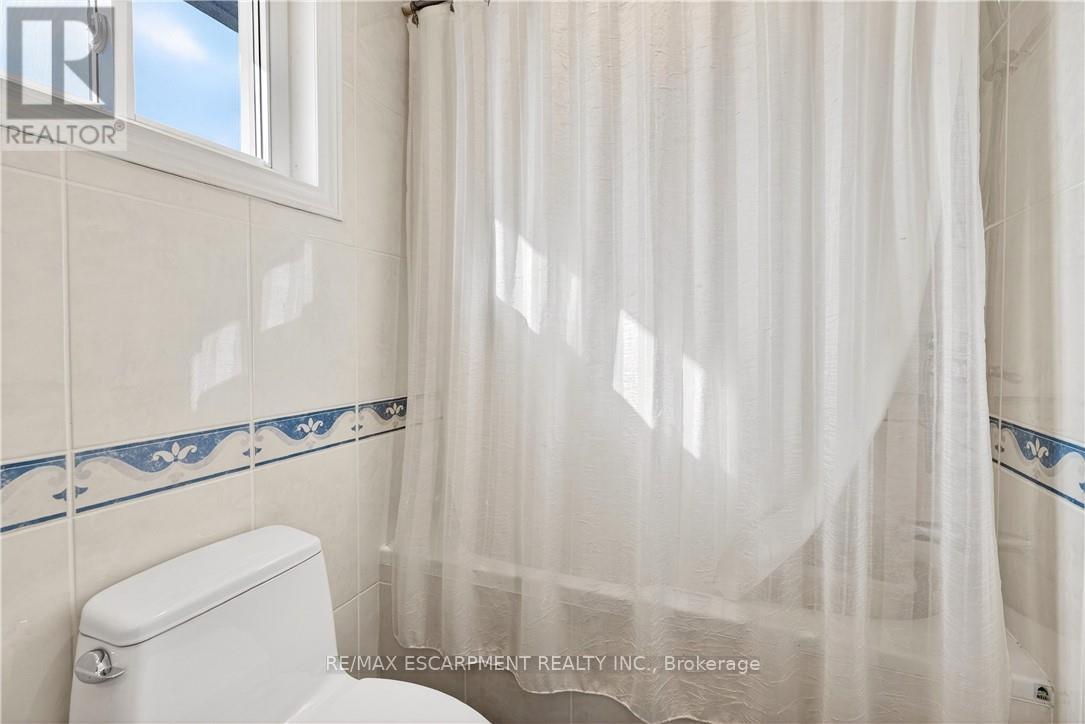 2378 Arnold Crescent, Burlington, Ontario  L7P 4G3 - Photo 31 - W12882940