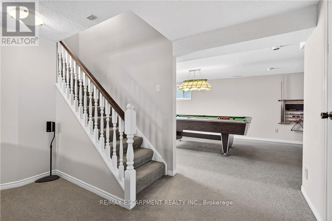 2378 Arnold Crescent, Burlington, Ontario  L7P 4G3 - Photo 32 - W12882940