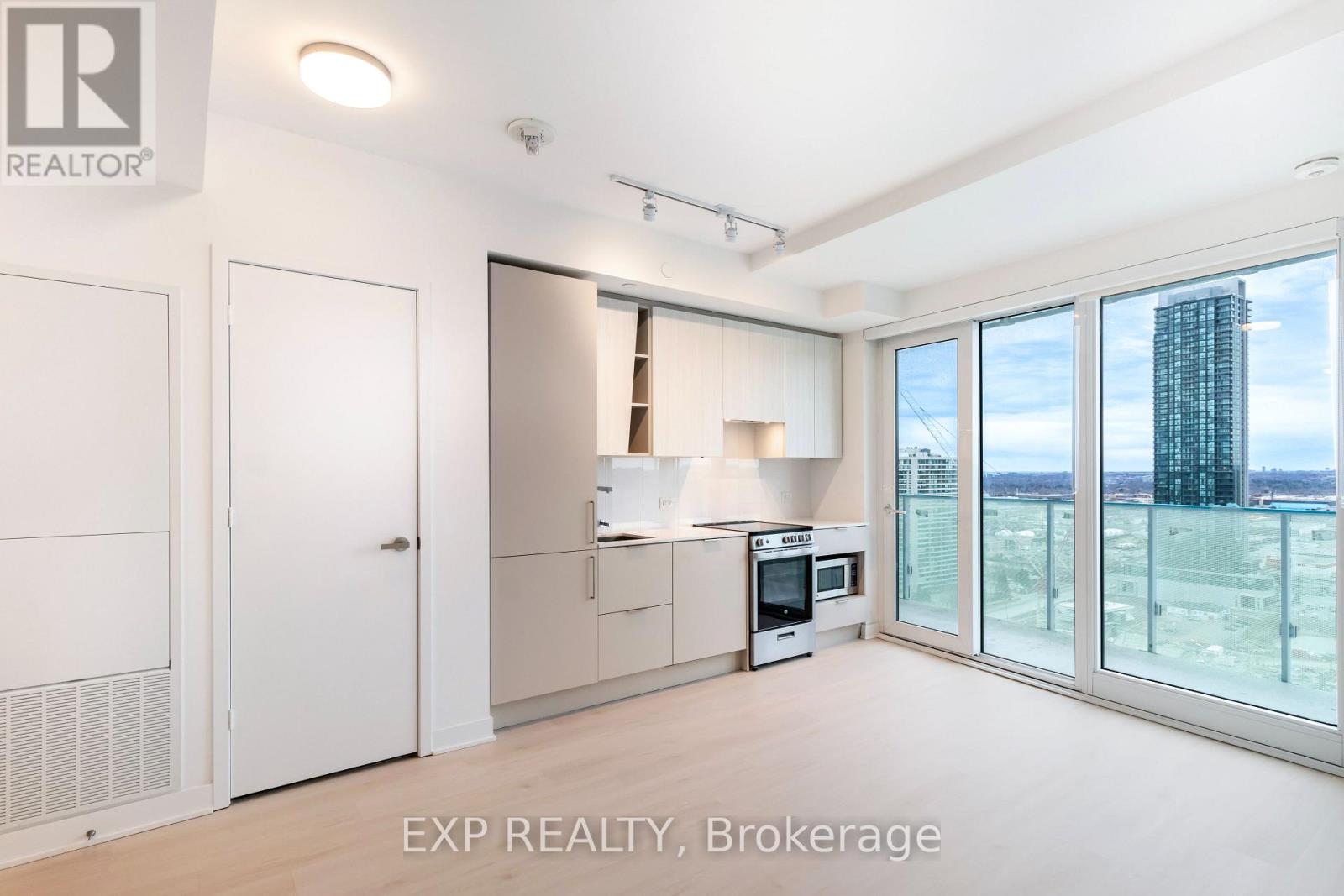 3900 Confederation Parkway, Mississauga, Ontario  L5M 0M3 - Photo 21 - W12882954