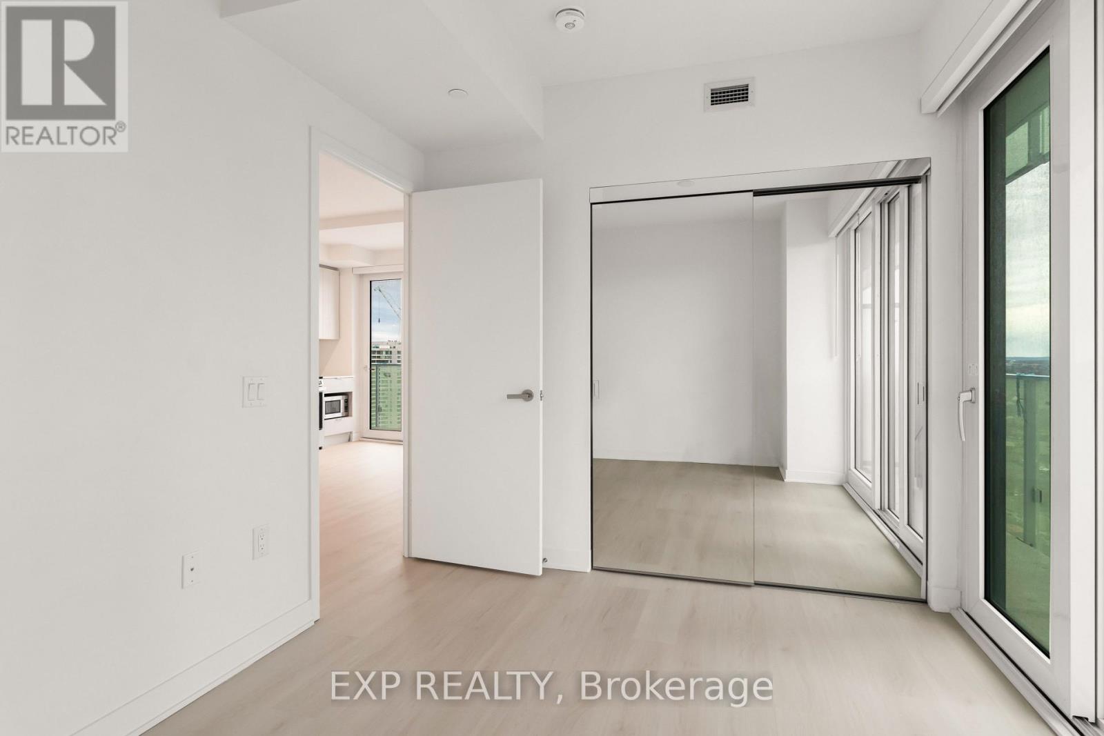 3900 Confederation Parkway, Mississauga, Ontario  L5M 0M3 - Photo 22 - W12882954