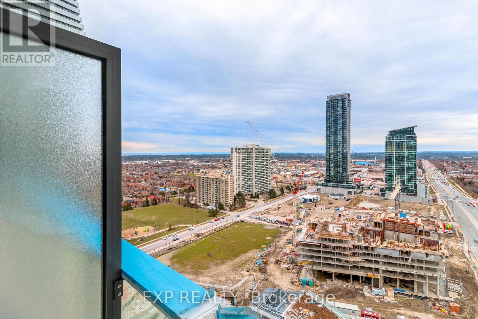 3900 Confederation Parkway, Mississauga, Ontario  L5M 0M3 - Photo 33 - W12882954