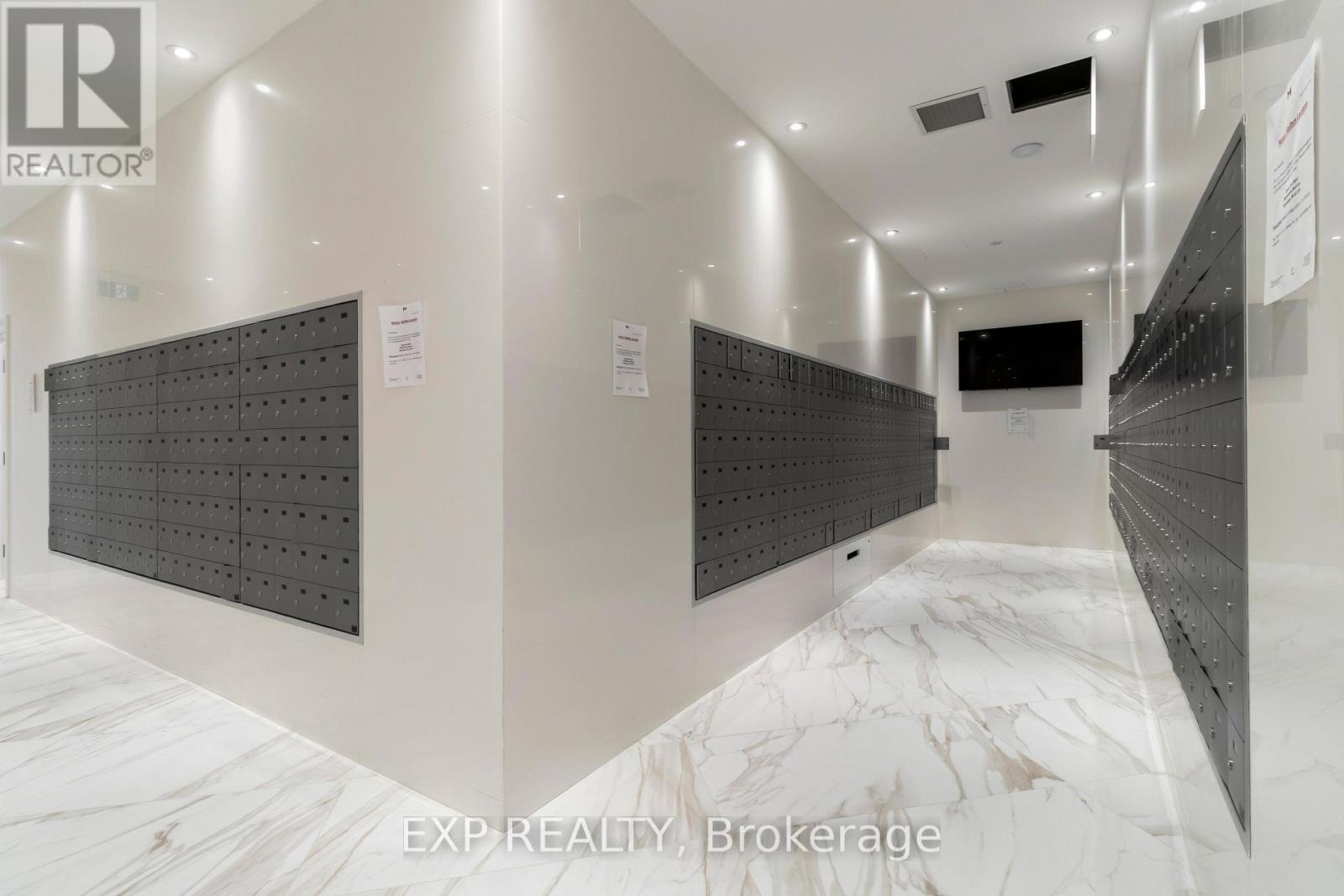 3900 Confederation Parkway, Mississauga, Ontario  L5M 0M3 - Photo 39 - W12882954