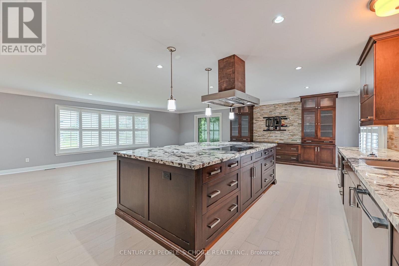 8 Glenn Court, Caledon, Ontario  L7K 0P2 - Photo 14 - W12882970