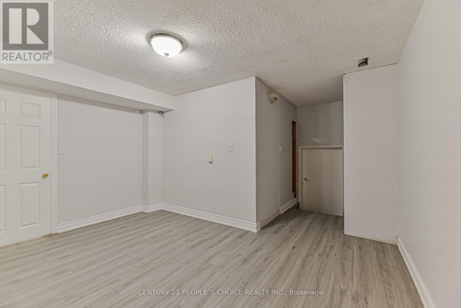 8 Glenn Court, Caledon, Ontario  L7K 0P2 - Photo 44 - W12882970