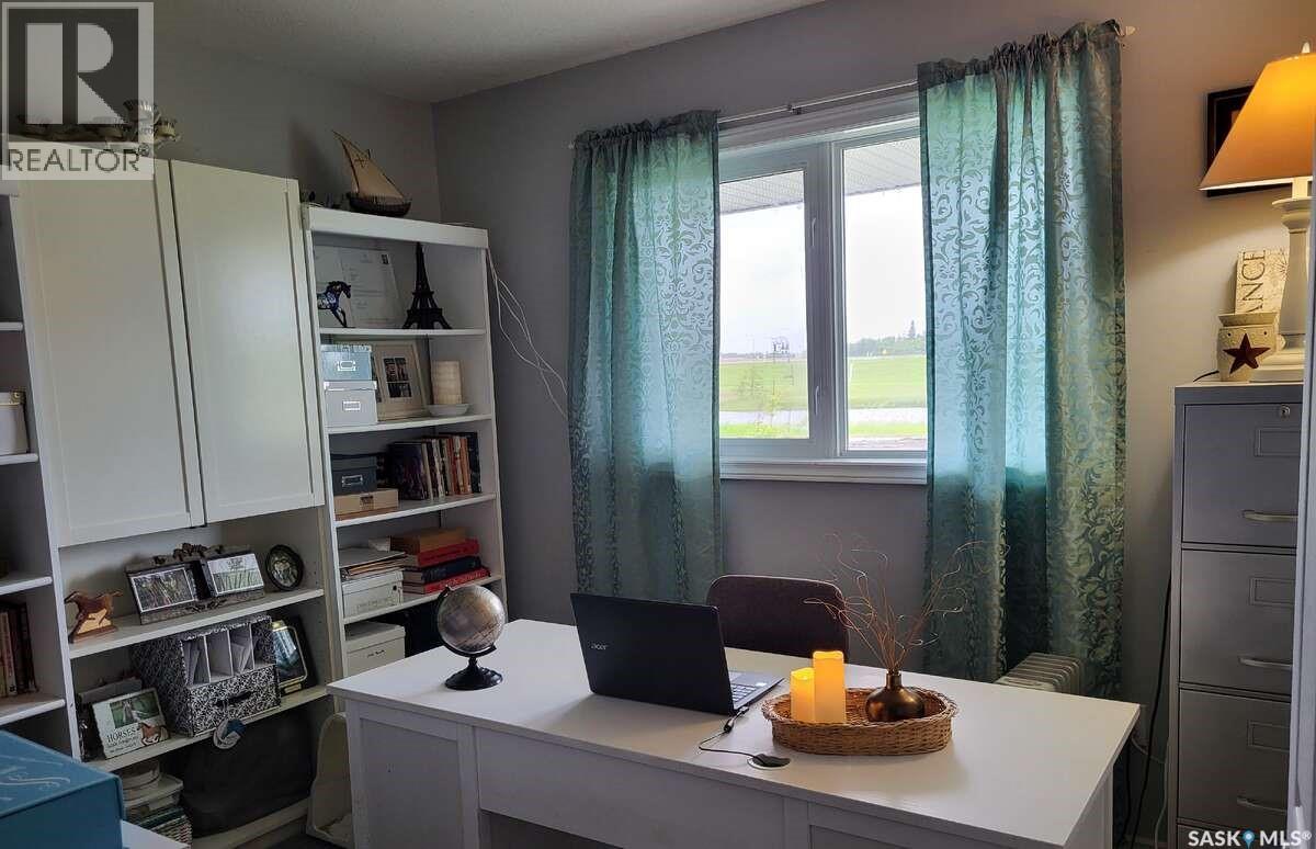 210 Douglas Place, Waseca, Saskatchewan  S0M 3A0 - Photo 15 - SK030451